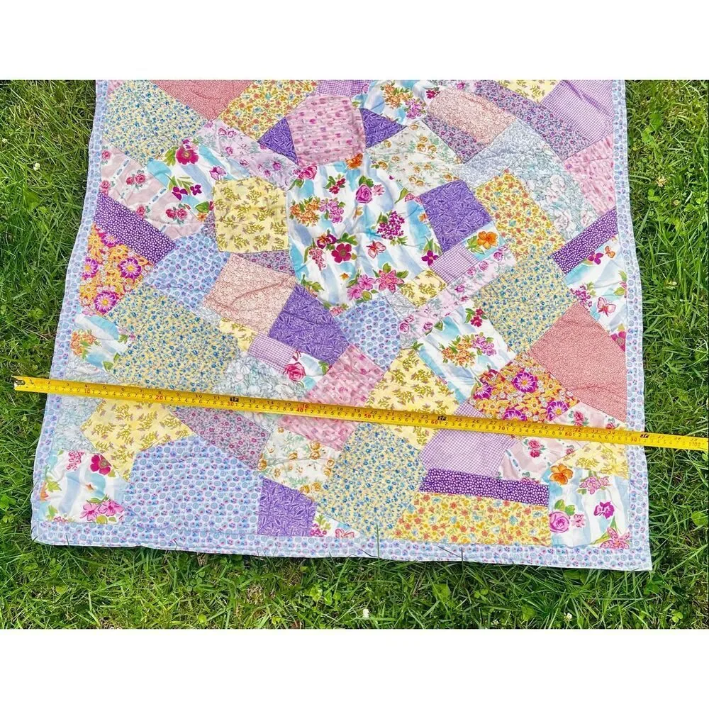 Handmade Signed Wildflower Scrappy Baby Quilt Blanket Sugarloaf, NY 2003